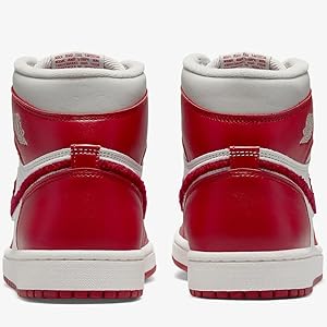 エアジョーダン　ダウンカバーオール　赤18M　新品♪ NIKE AIR JORDAN 1 RETRO HIGH OG PS CHICAGO LOST & FOUND